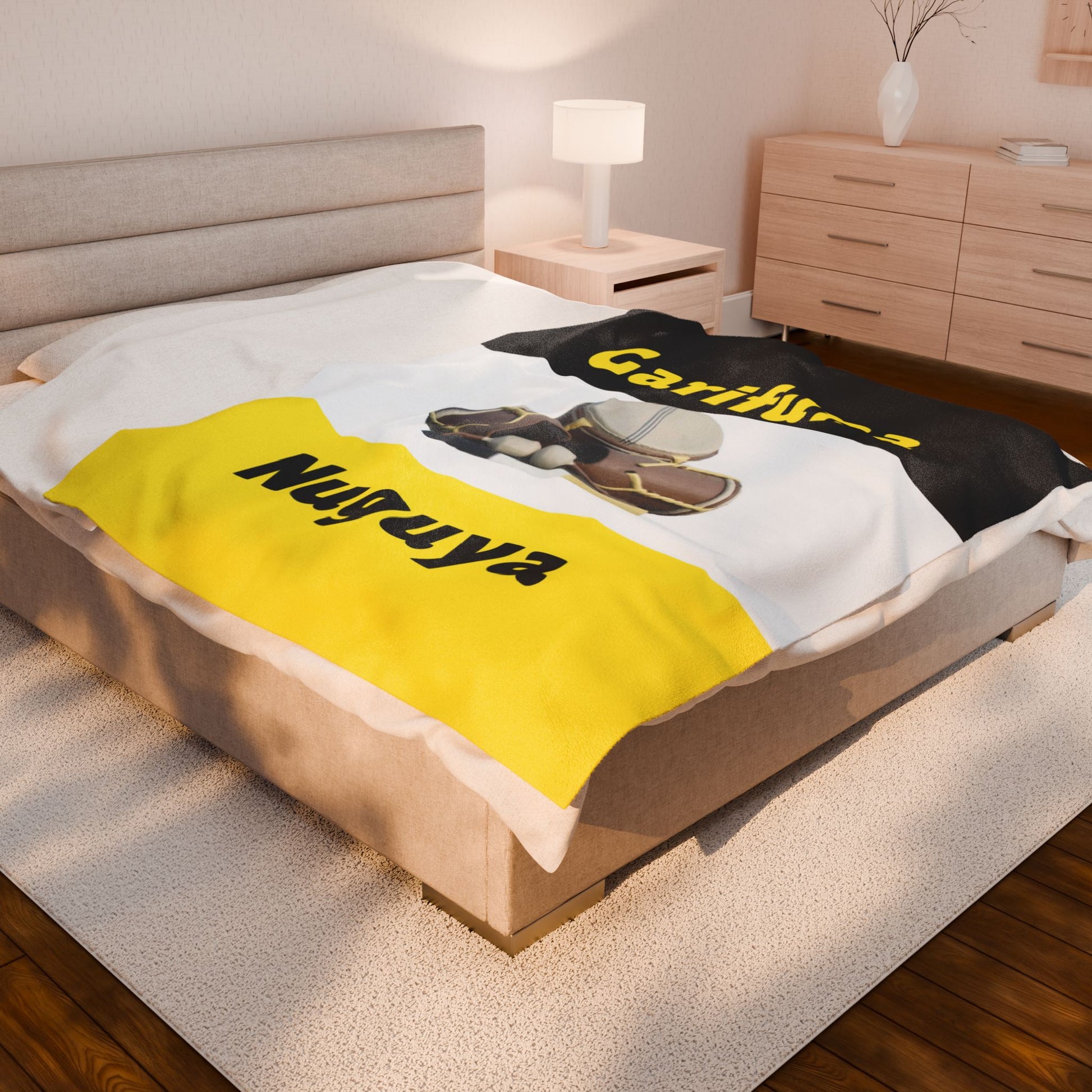 Garifuna Nuguya Velveteen Plush Blanket